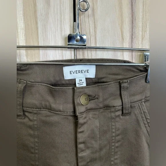 EVEREVE Larissa Cropped Cargo‎ in Fatigue size 26 - Picture 9 of 14